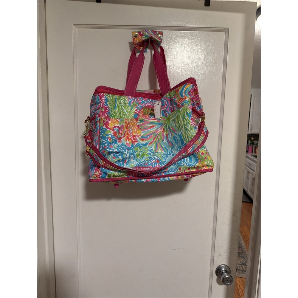 NWT Lilly Pulitzer Insulated Cooler Water Resistant Picnic Beach "Spot Ya" Print